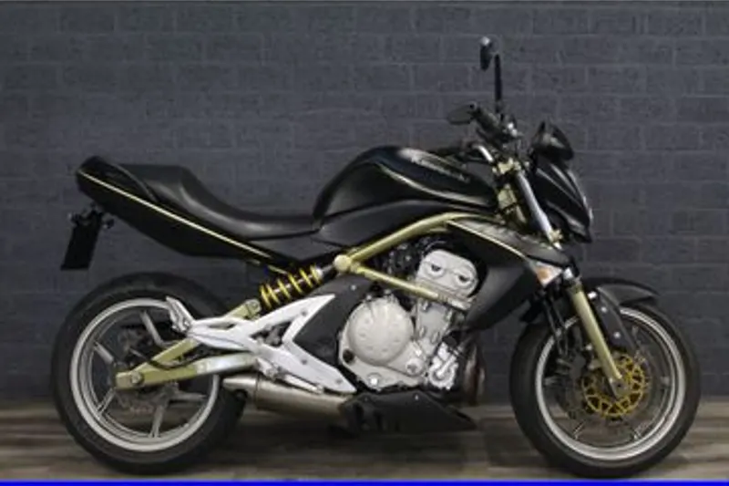 Kawasaki Er-6n (2005)