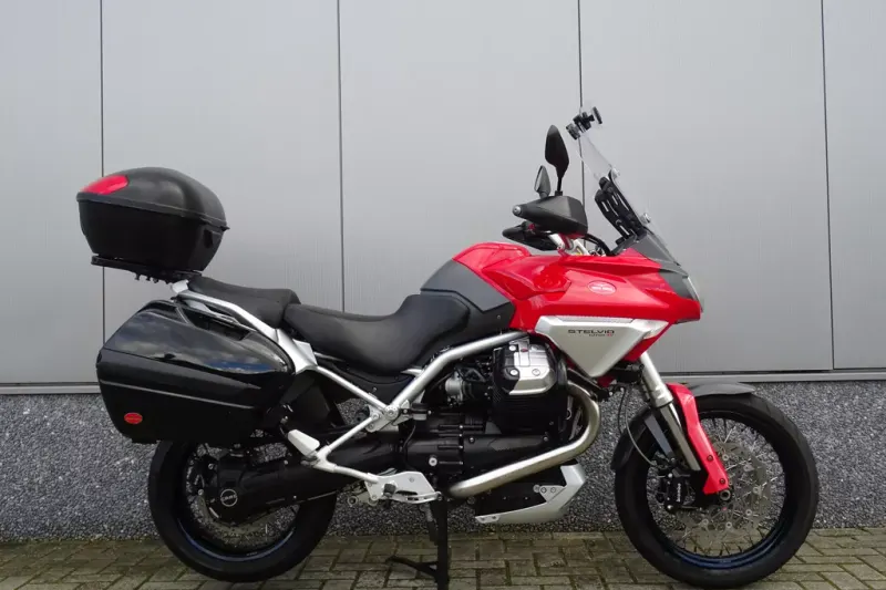 Moto Guzzi Stelvio 1200 (2008)