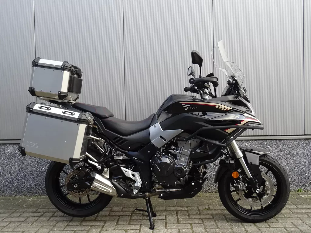 Voge 500 DS (2022) — foto 1