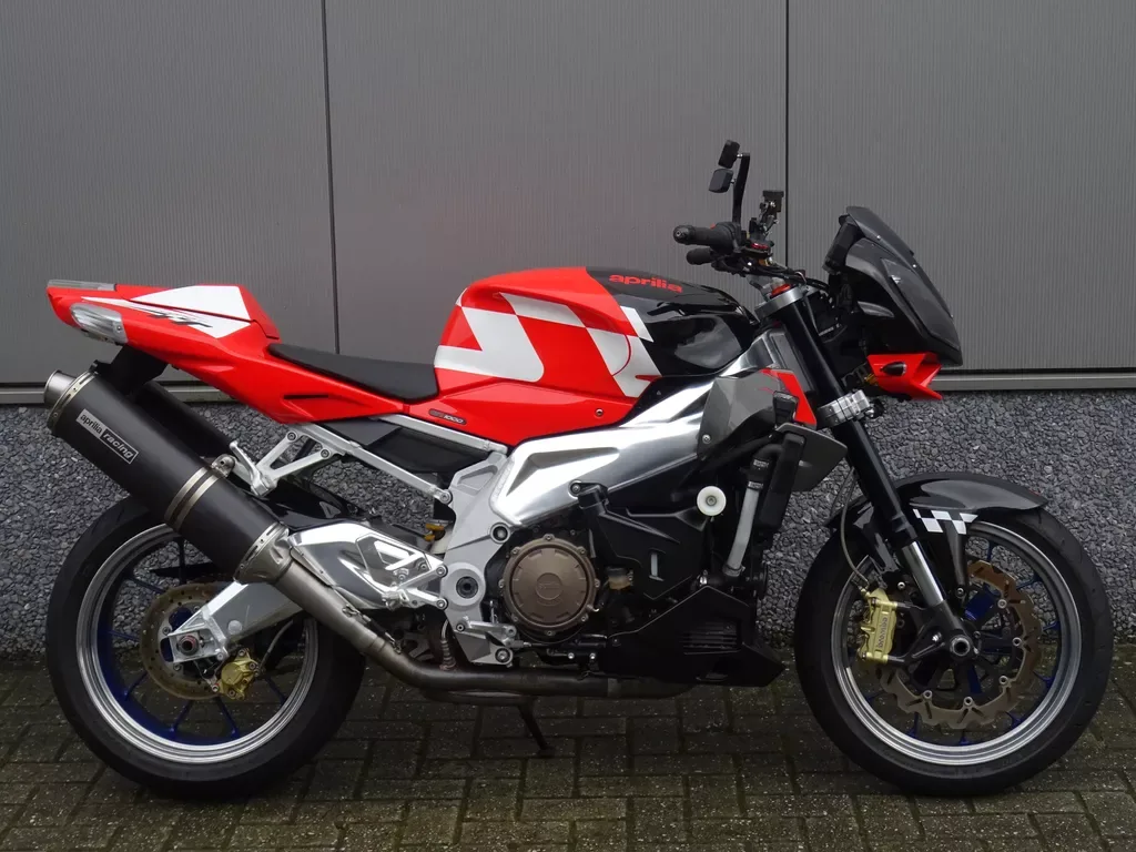 Aprilia Tuono 1000 R (2007) — foto 1