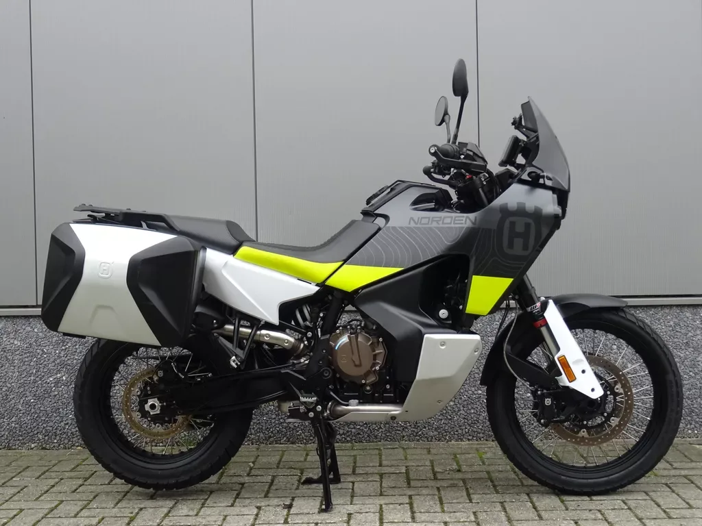 Husqvarna Norden 901 (2022) — foto 1