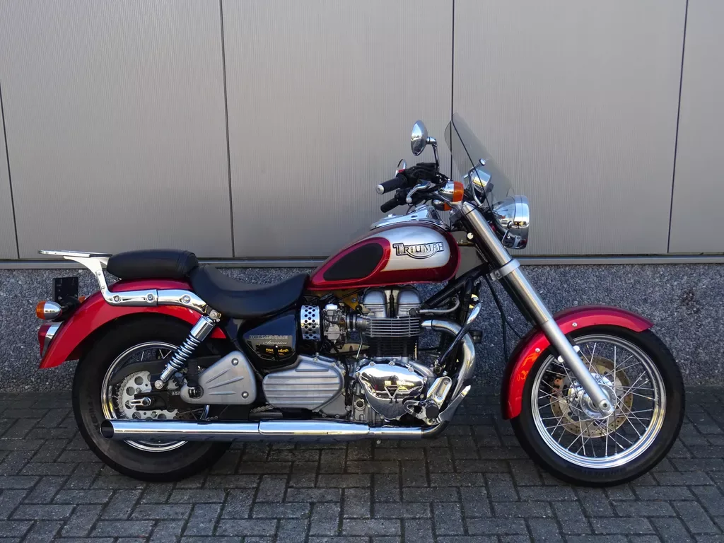 Triumph Bonneville America (2003) — foto 1