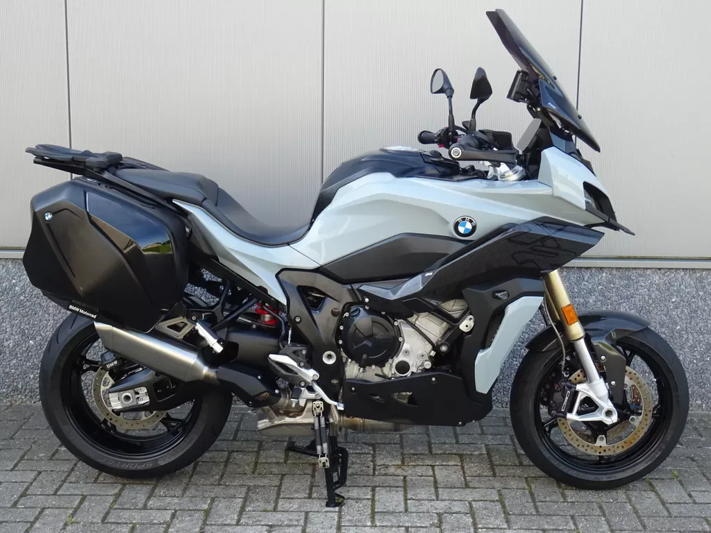 BMW S 1000 XR (2021) — foto 1