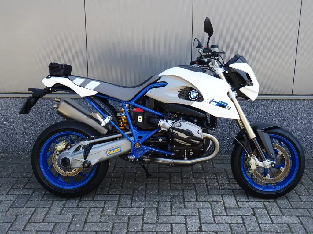 BMW HP2 Megamoto (2007) — foto 1