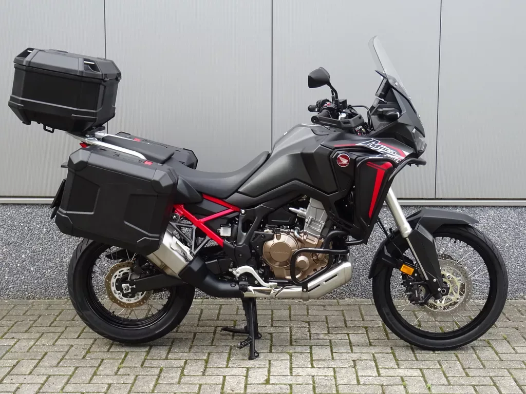 Honda CRF 1100 AFRICA TWIN (2020) — foto 1