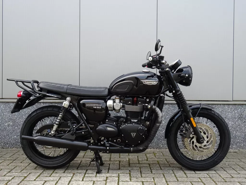 Triumph Bonneville T120 (2017) — foto 1