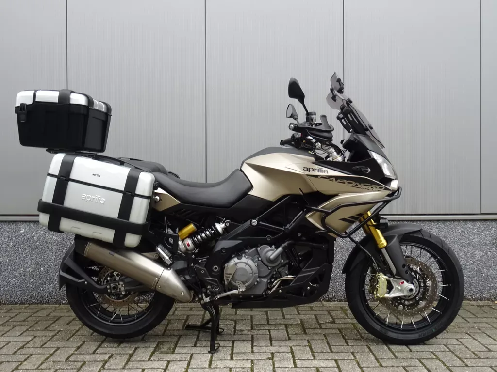Aprilia Caponord 1200 Rally (2017) — foto 1
