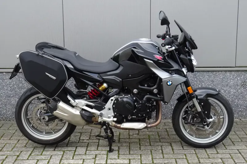 BMW F 900 R (2023)