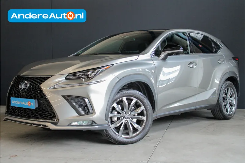 Lexus NX (2018)