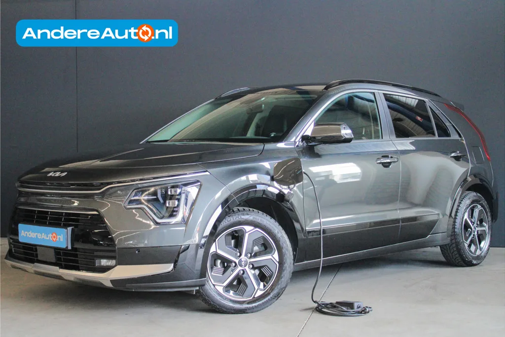 Kia Niro (2023) — foto 1