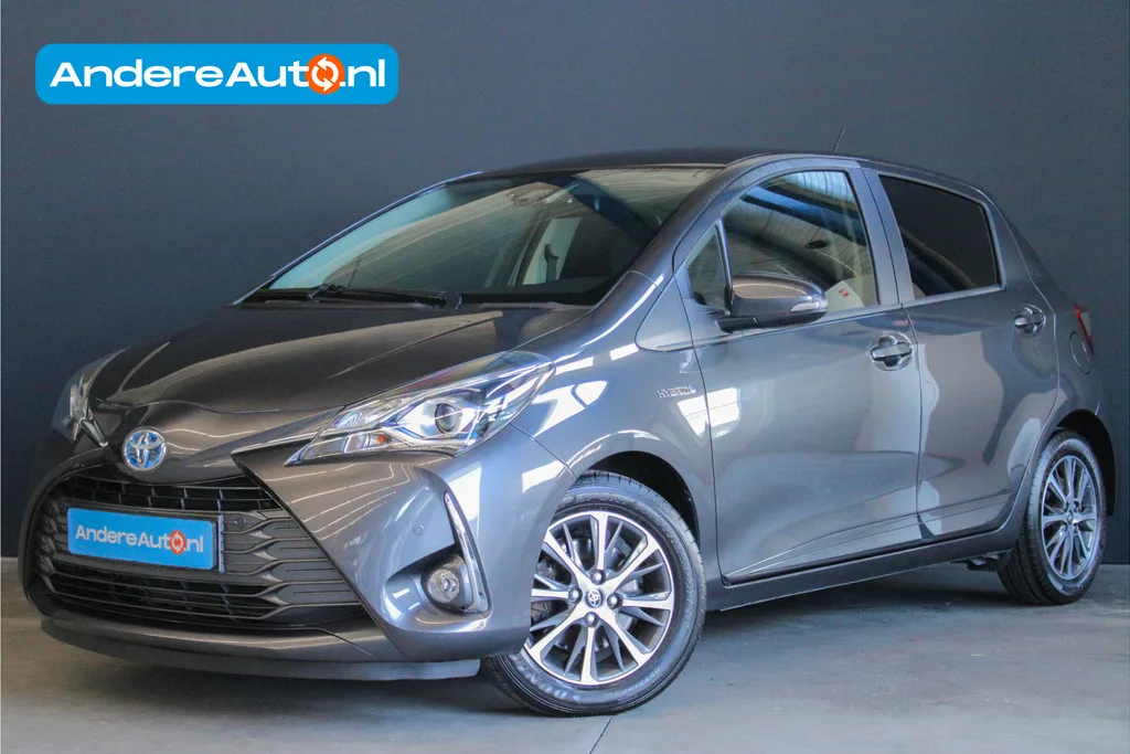 Toyota Yaris (2020) — foto 1