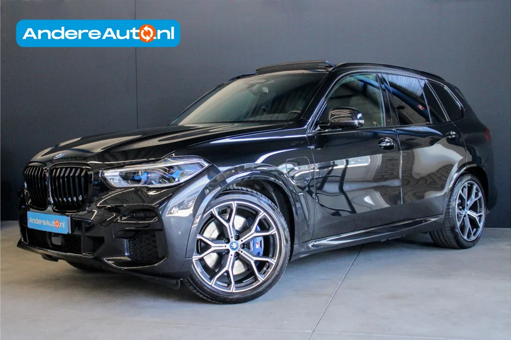 BMW X5 (2022) — foto 1