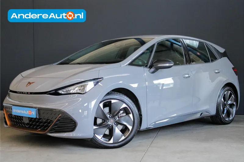CUPRA Born (2024)