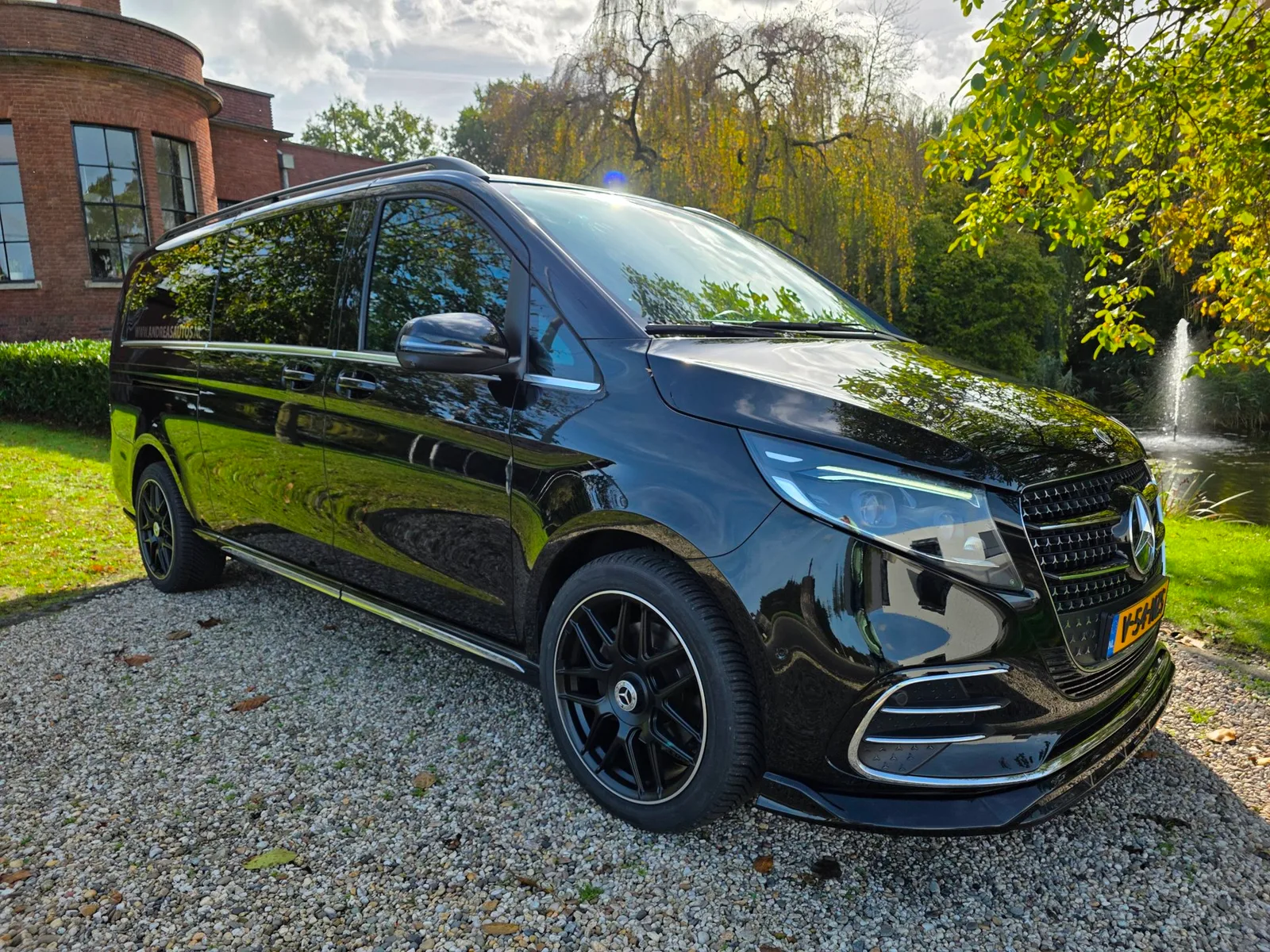 Mercedes-Benz V-Klasse (2025) — foto 1