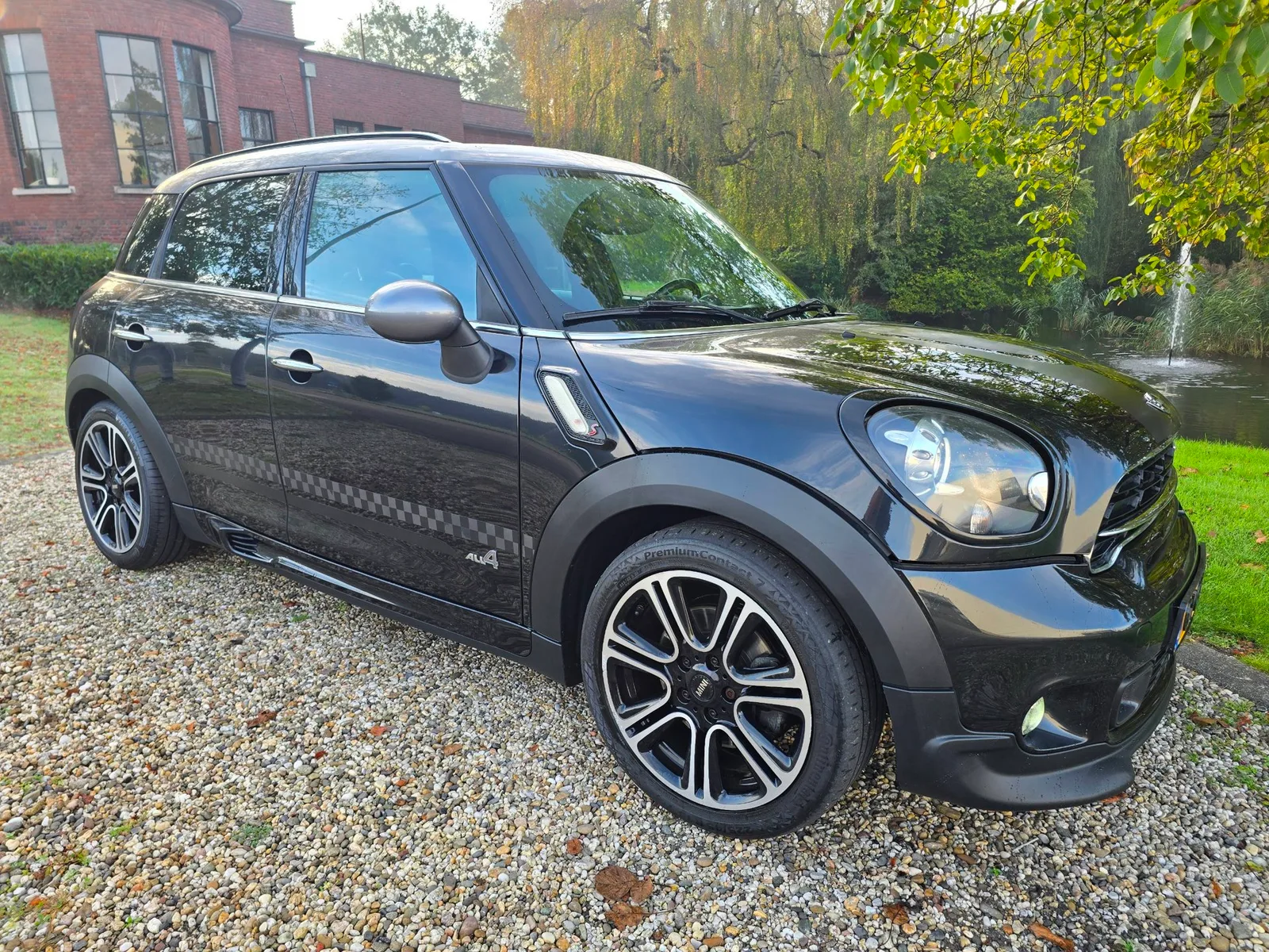MINI Countryman (2015) — foto 1