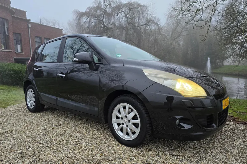Renault Scénic (2009)