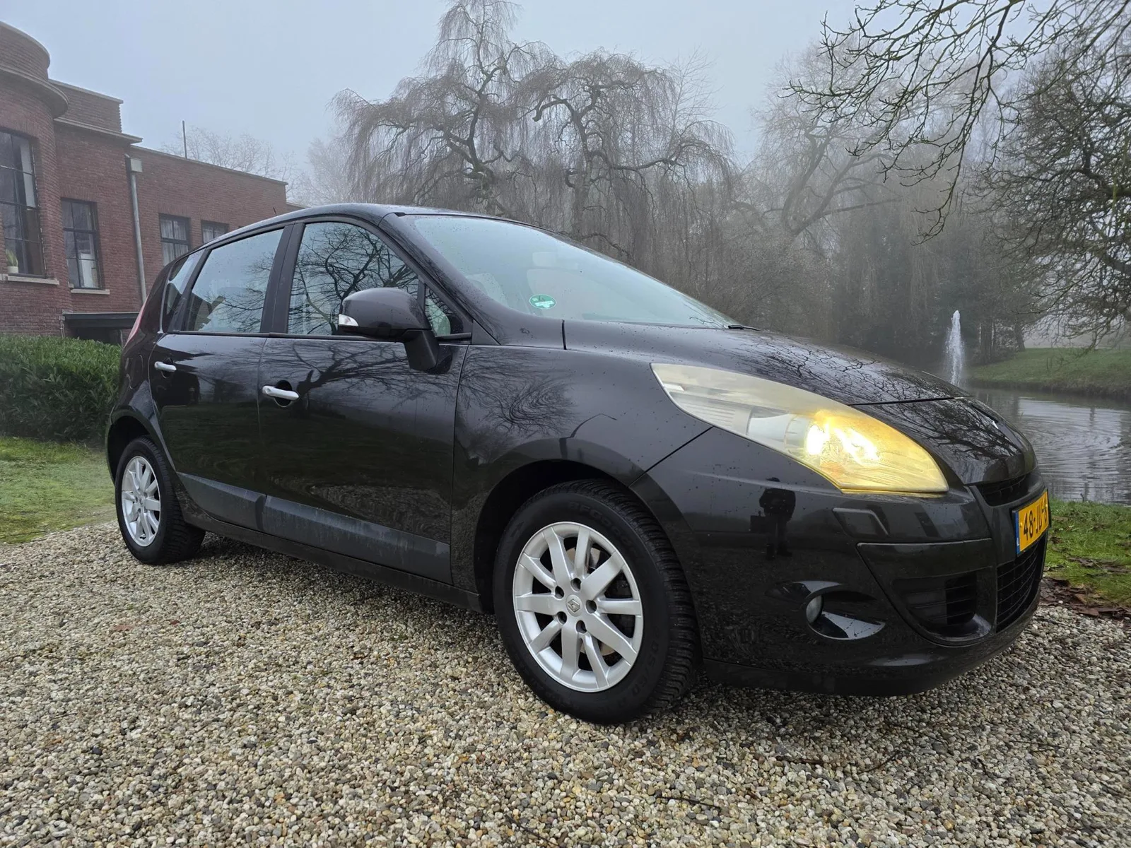 Renault Scénic (2009) — foto 1
