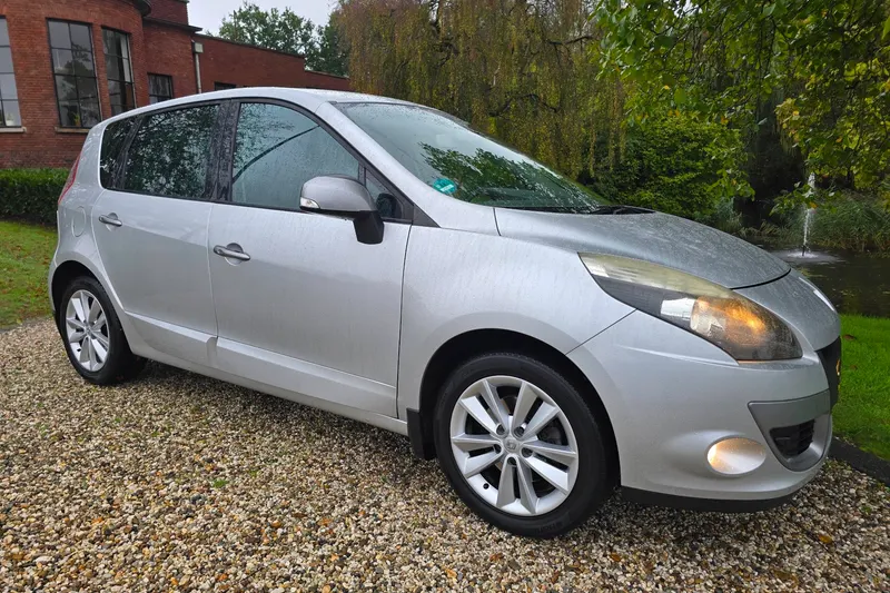 Renault Scénic (2010)