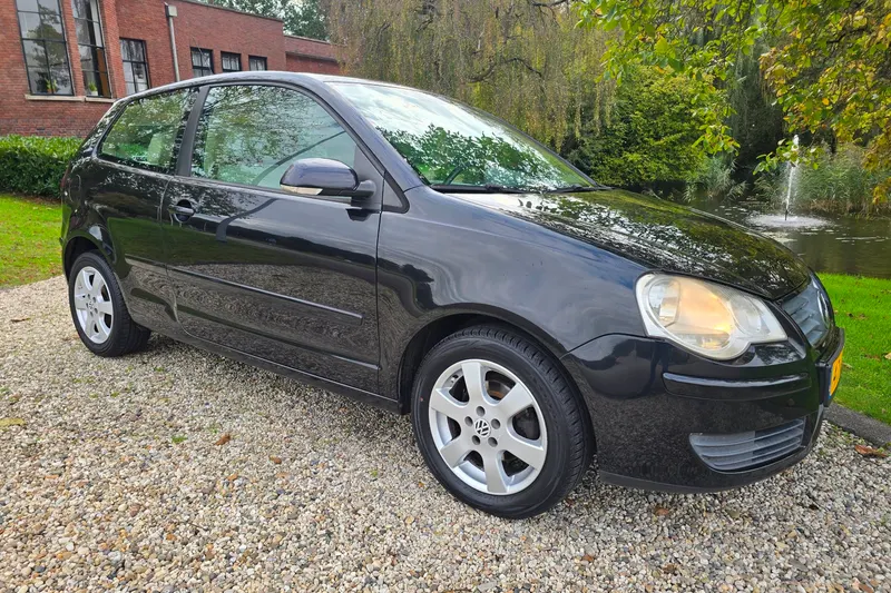 Volkswagen Polo (2005)