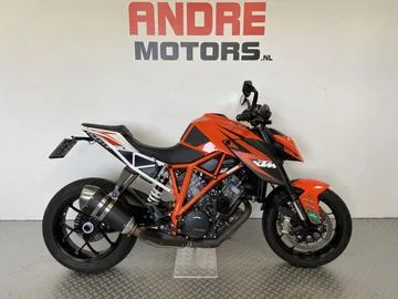 KTM 1290 SuperDuke R (2014) — foto 1