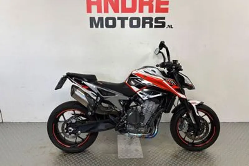 KTM 790 Duke (2019)