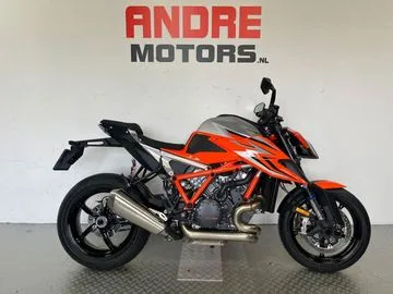 KTM 1290 Super Duke R (2022) — foto 1