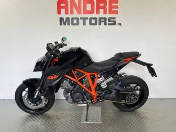 KTM 1290 Super Duke R (2015) — foto 1