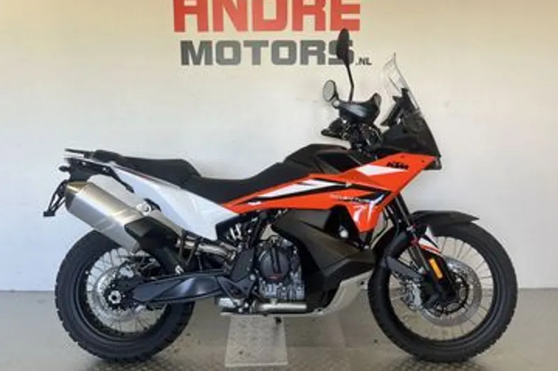 KTM 890 Adventure (2024)