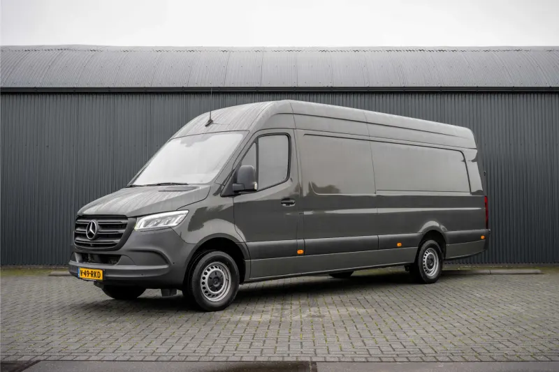 Mercedes-Benz Sprinter (2024)