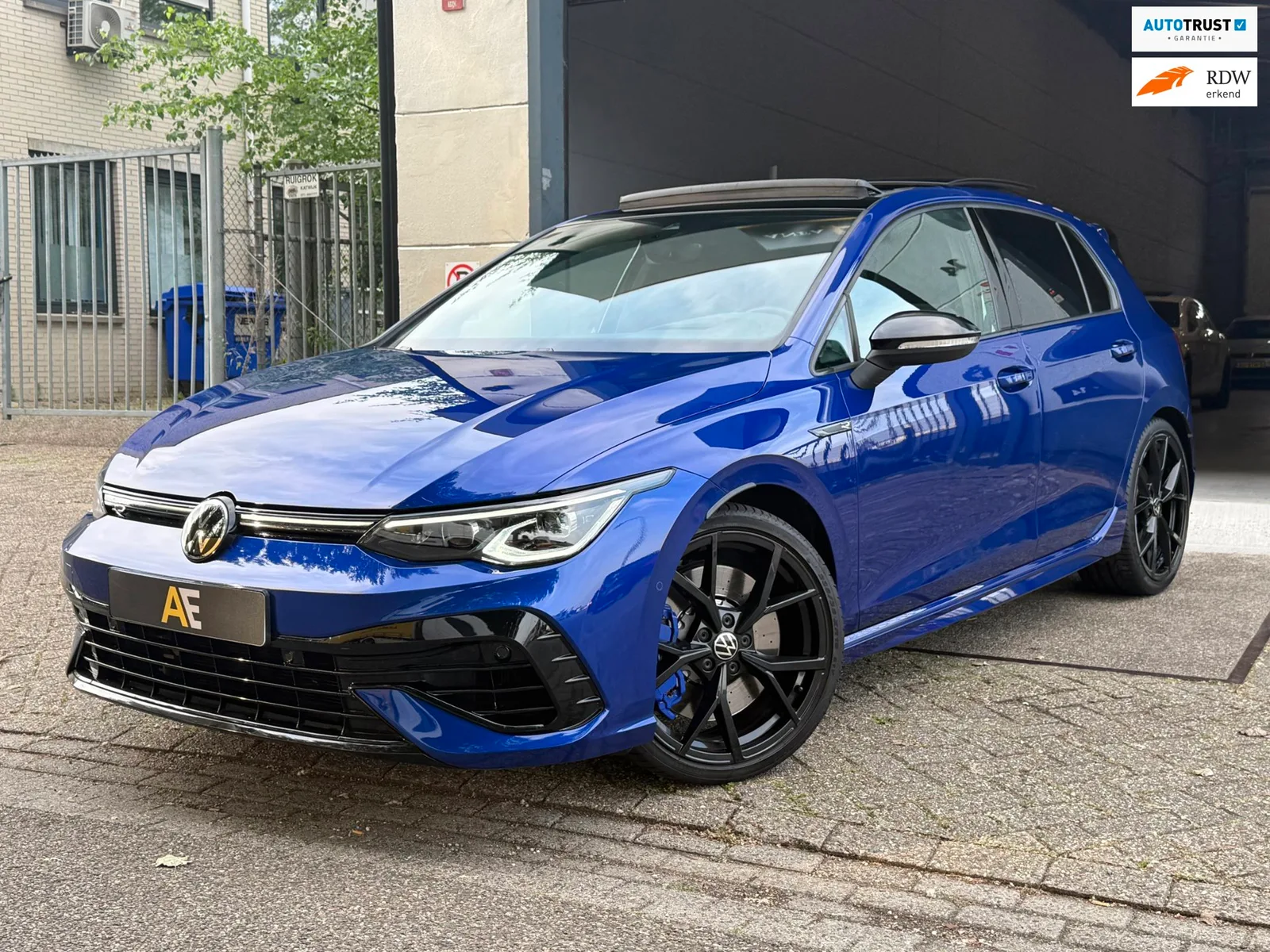 Volkswagen Golf (2021) — foto 1