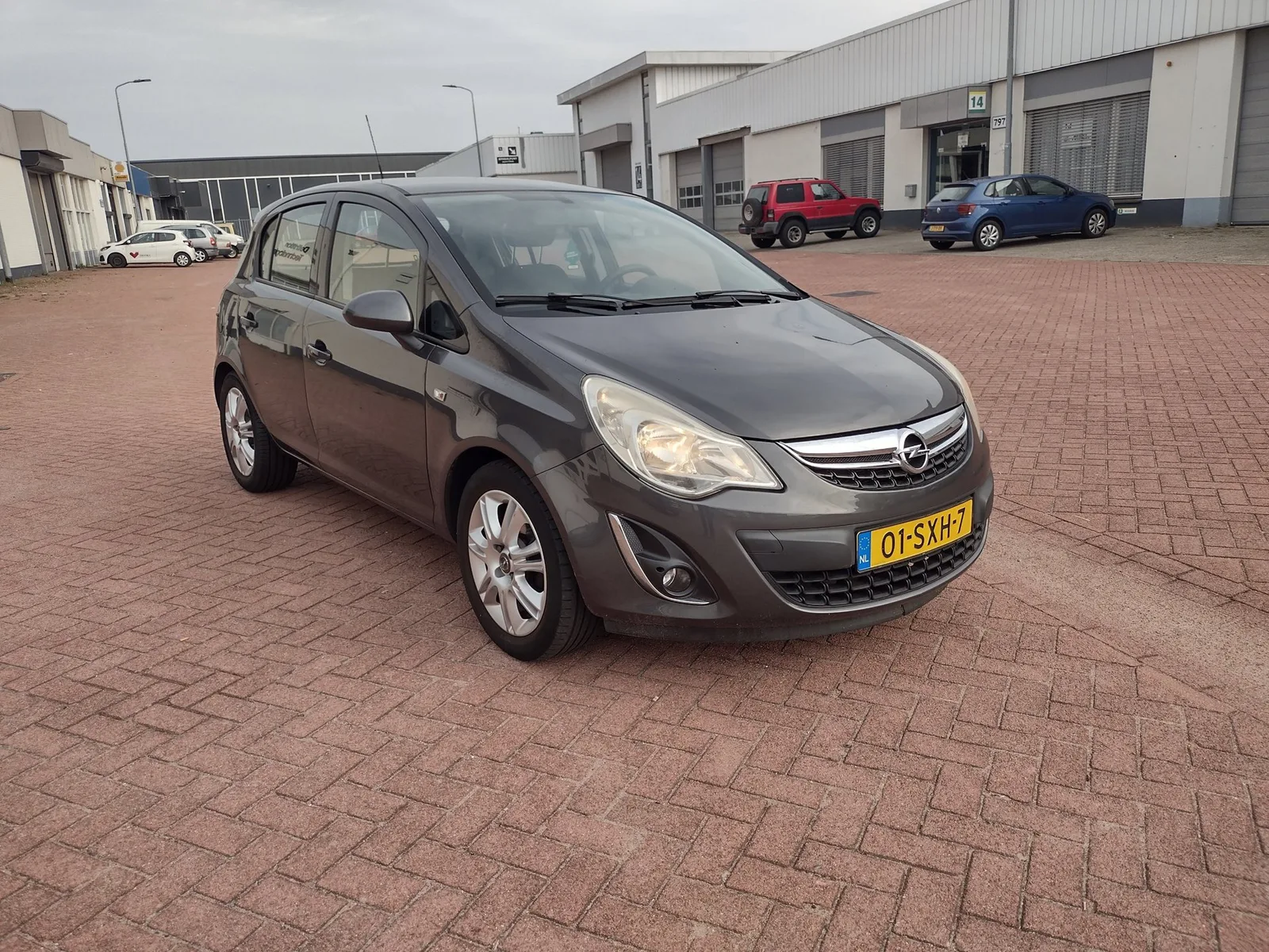 Opel Corsa (2011) — foto 1