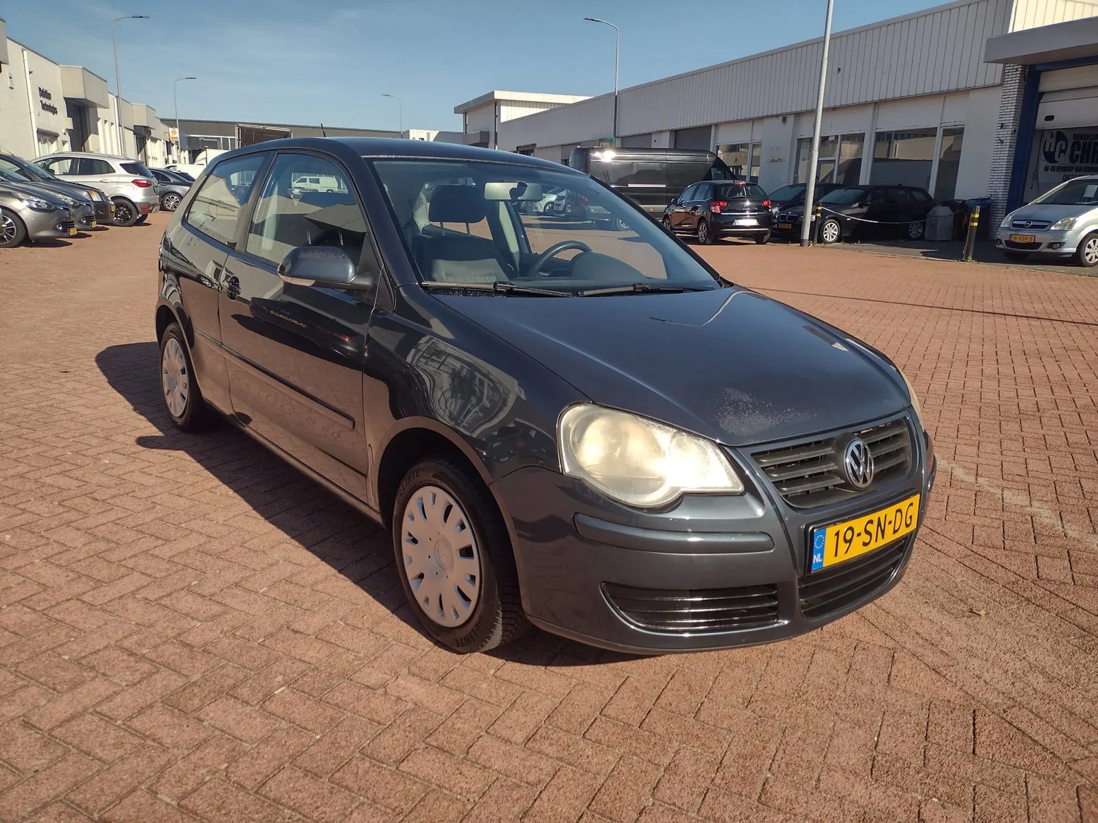 Volkswagen Polo (2006) — foto 1