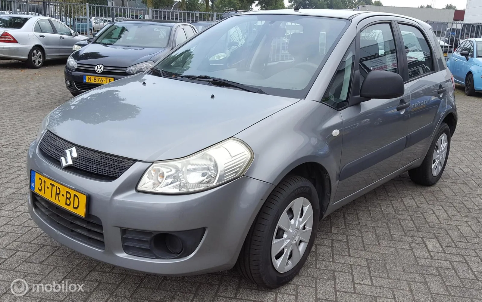 Suzuki SX4 (2007) — foto 1