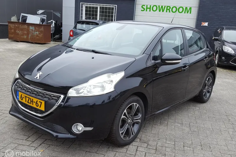 Peugeot 208 (2014)