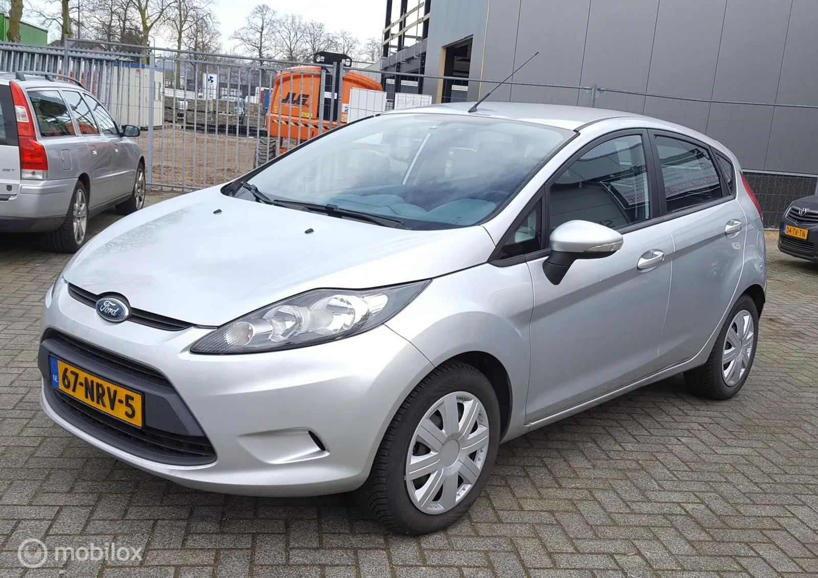 Ford Fiesta (2010) — foto 1