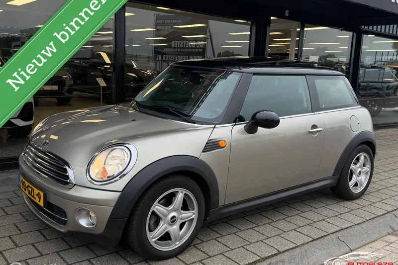 MINI Cooper (2008)