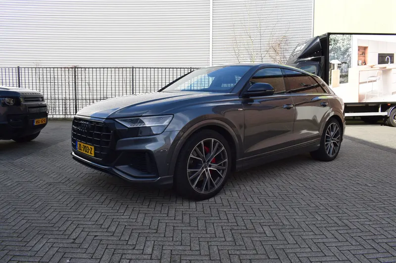 Audi Q8 (2019)