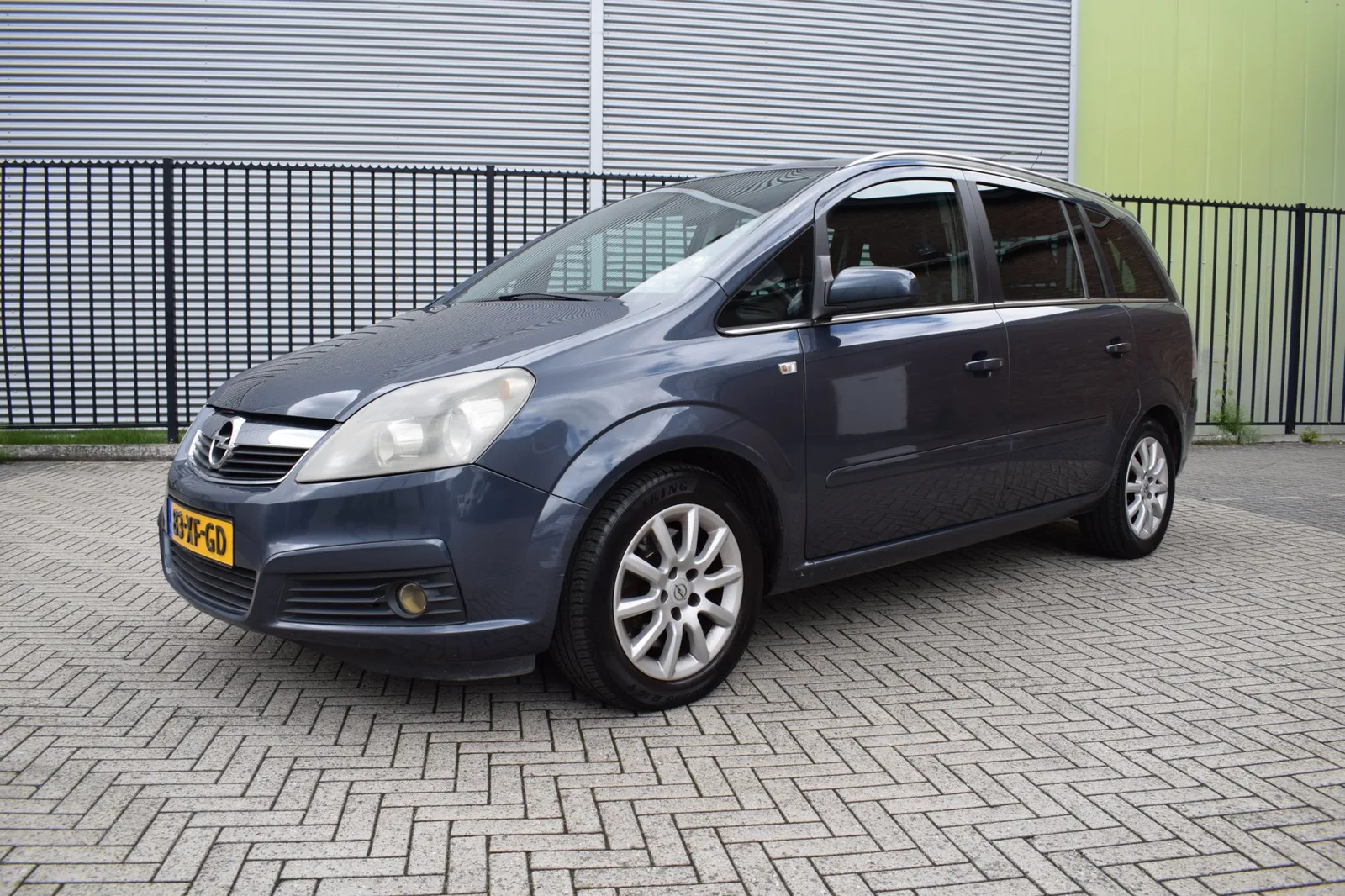 Opel Zafira (2007) — foto 1