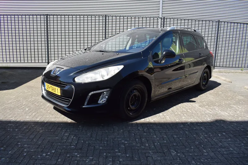 Peugeot 308 (2012)