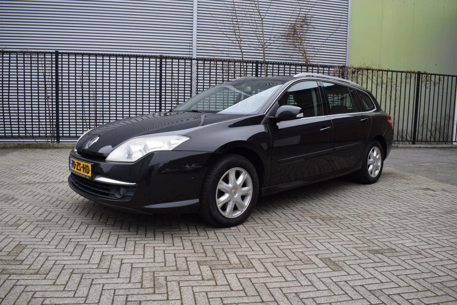 Renault Laguna (2008) — foto 1
