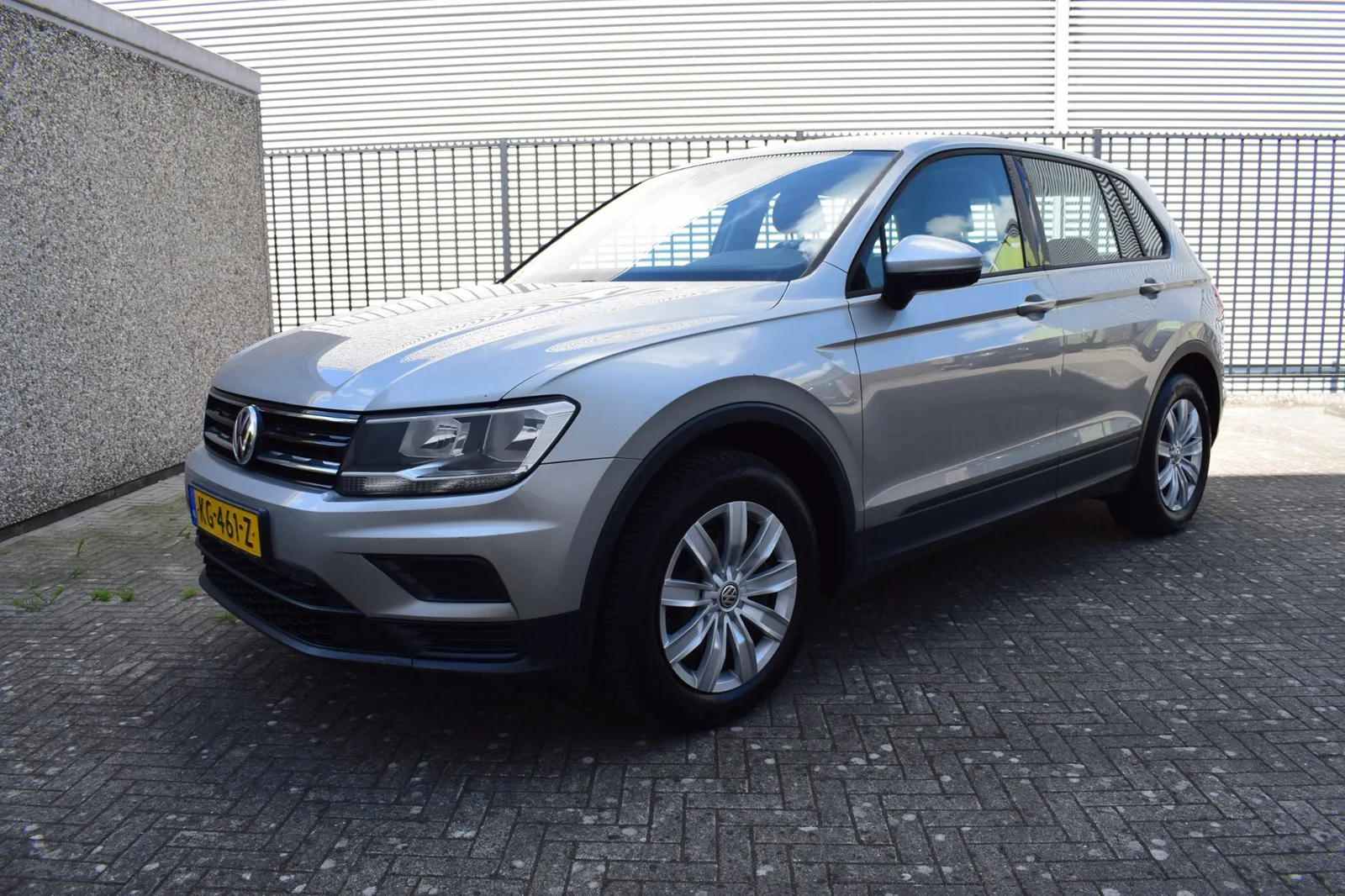 Volkswagen Tiguan (2016) — foto 1