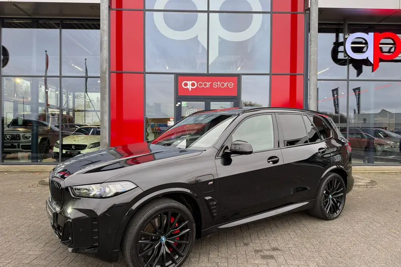 BMW X5 (2024)
