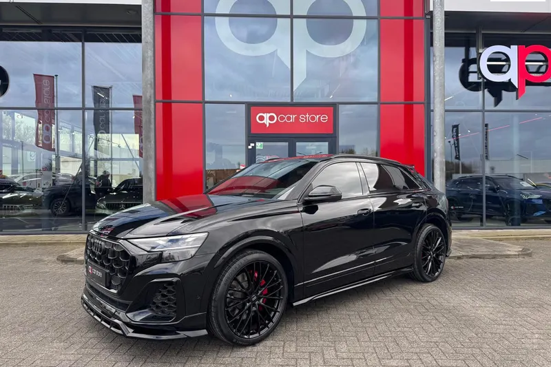 Audi Q8 (2024)