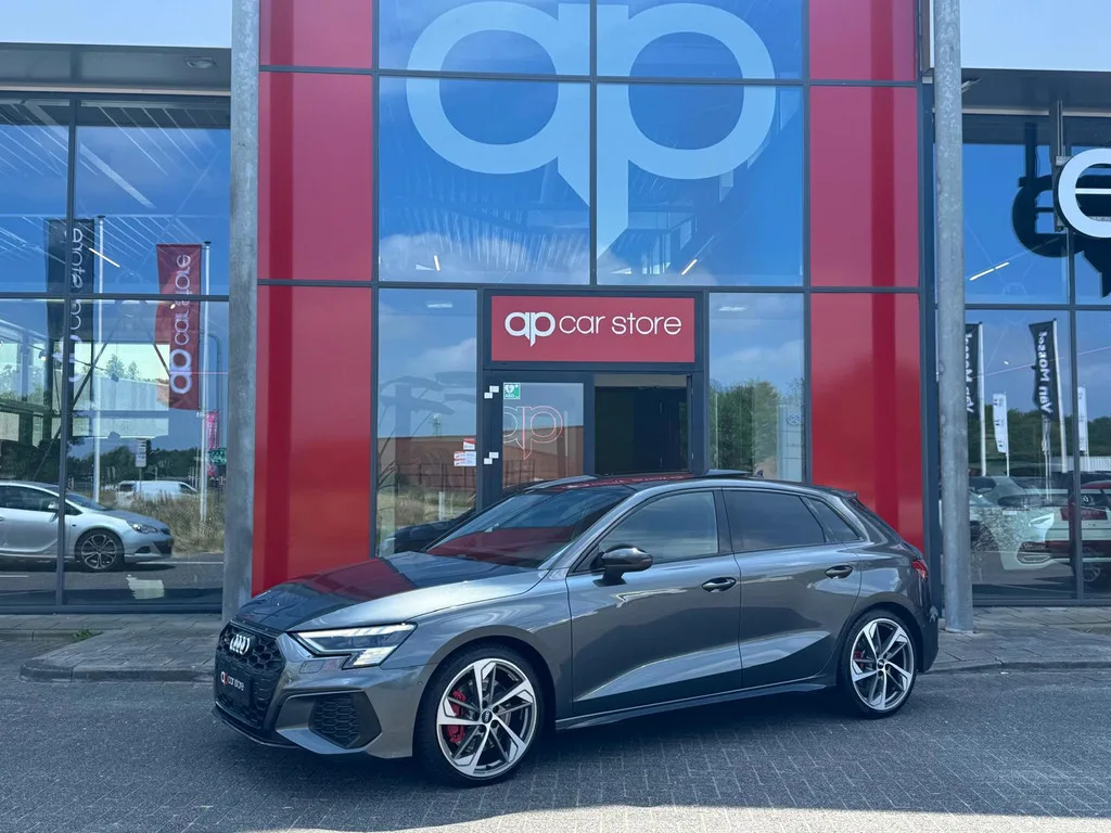 Audi A3 (2021) — foto 1