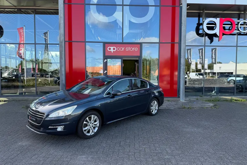 Peugeot 508 (2012)