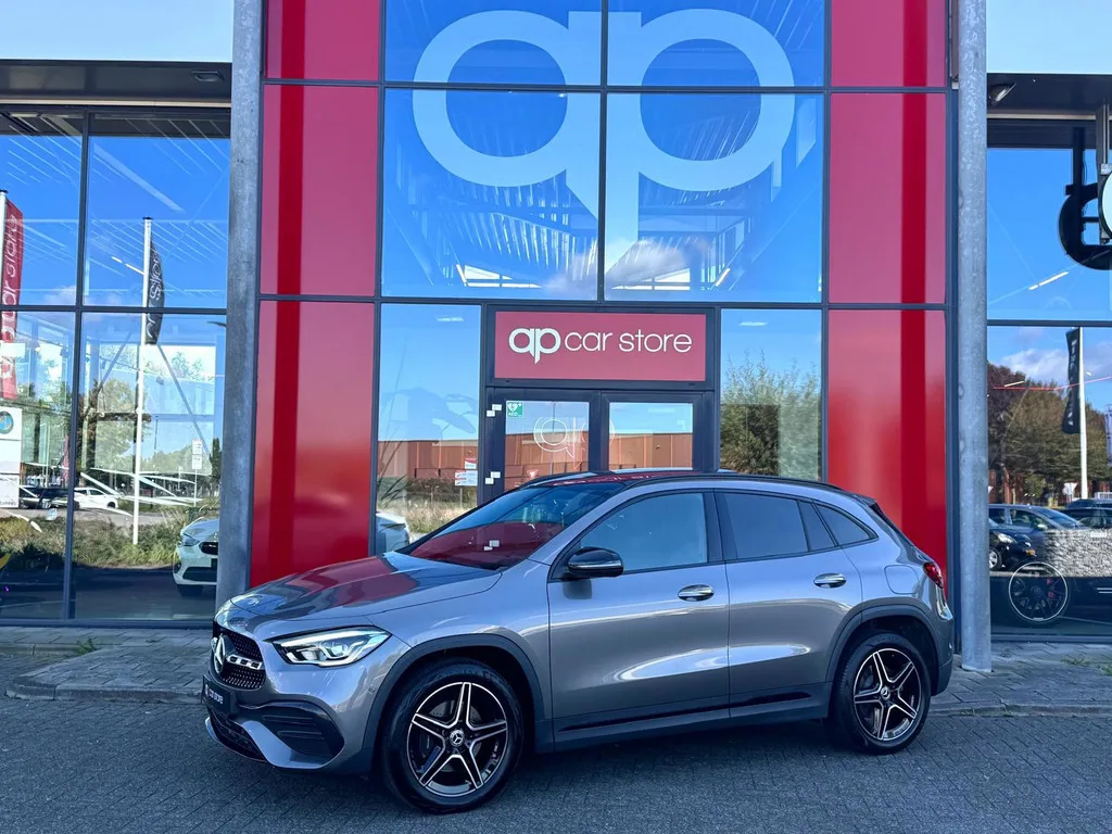 Mercedes-Benz GLA-Klasse (2023) — foto 1