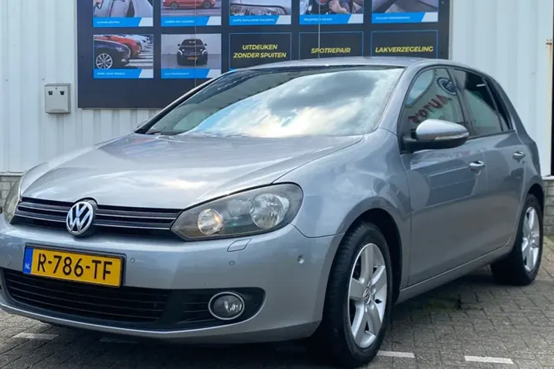 Volkswagen Golf (2010)