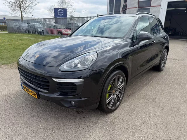 Porsche Cayenne (2018) — foto 1