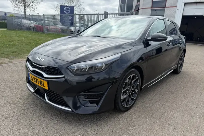 Kia Ceed (2023)