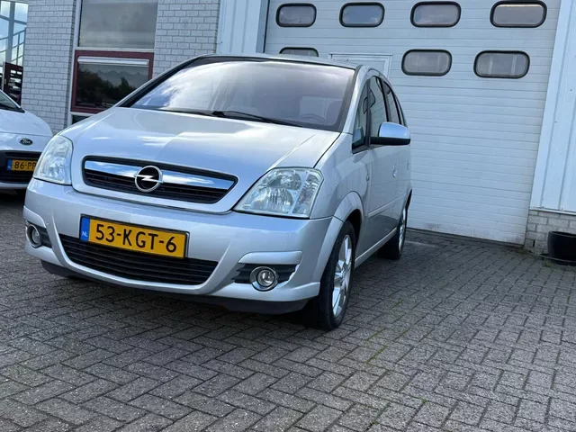 Opel Meriva (2009) — foto 1